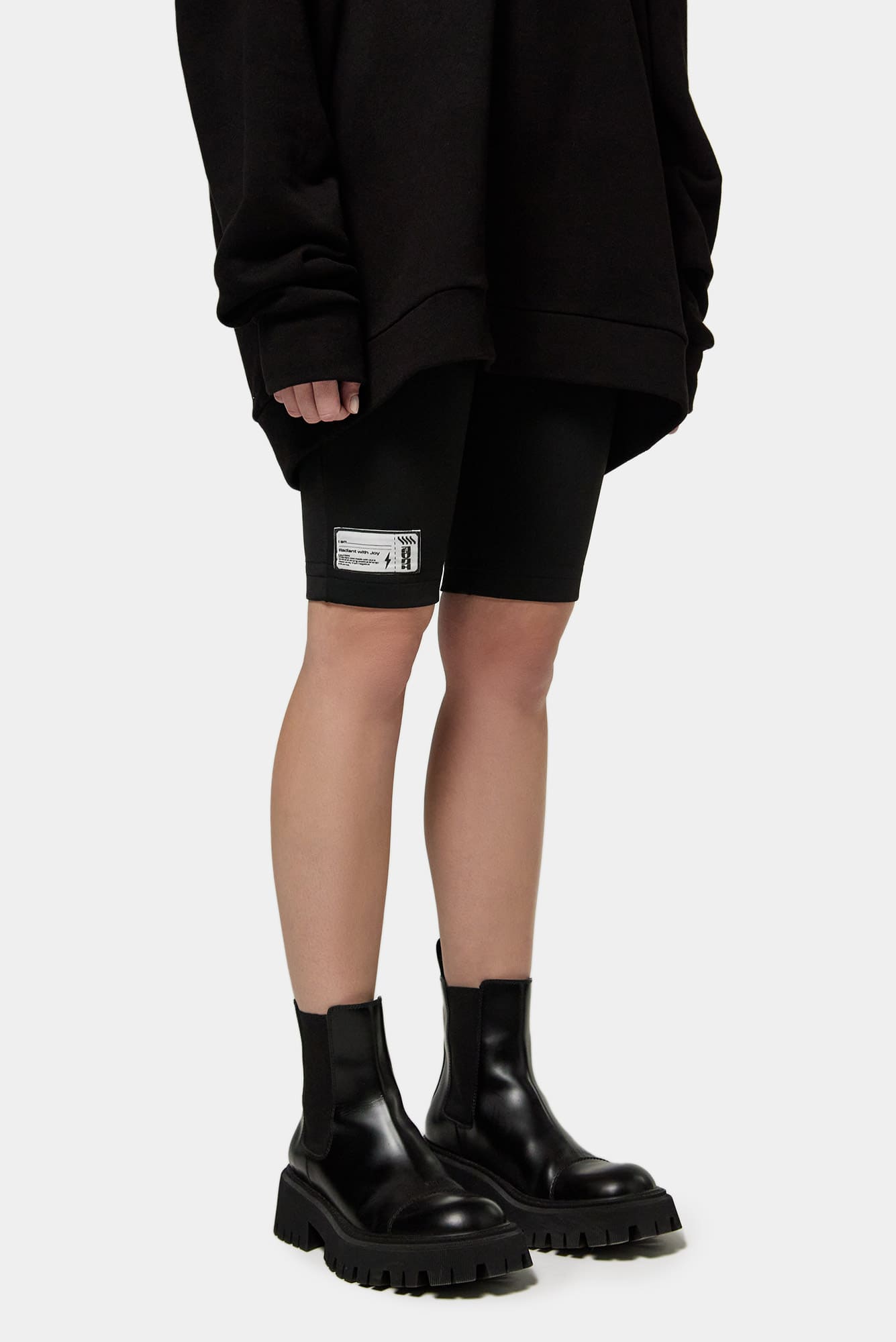 Black RDNT short leggings