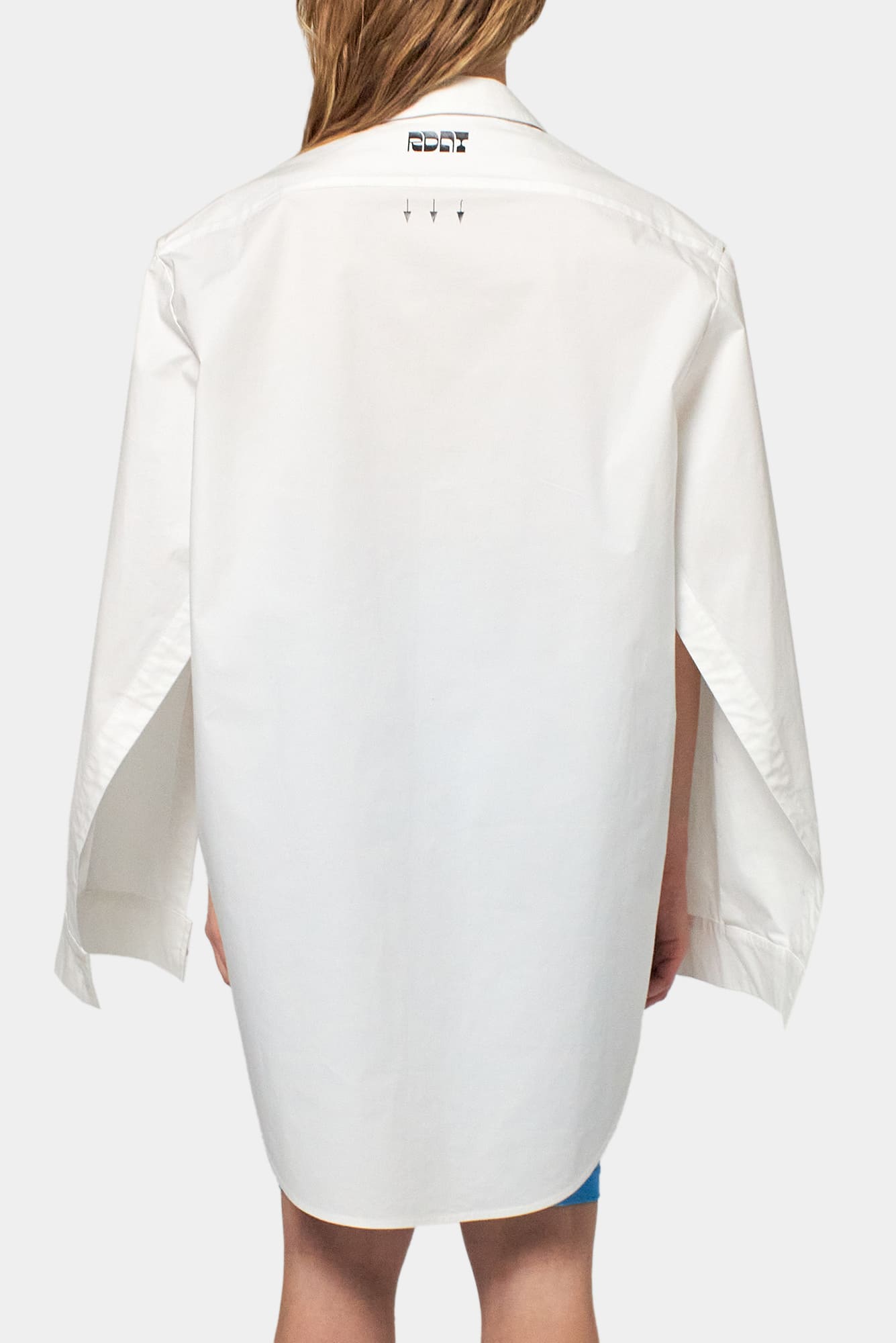 White shirt Nezalezhna